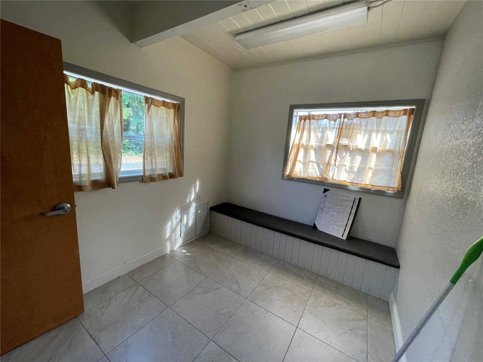 5205 CR 171 - SR 44, WILDWOOD, FL — photo 10