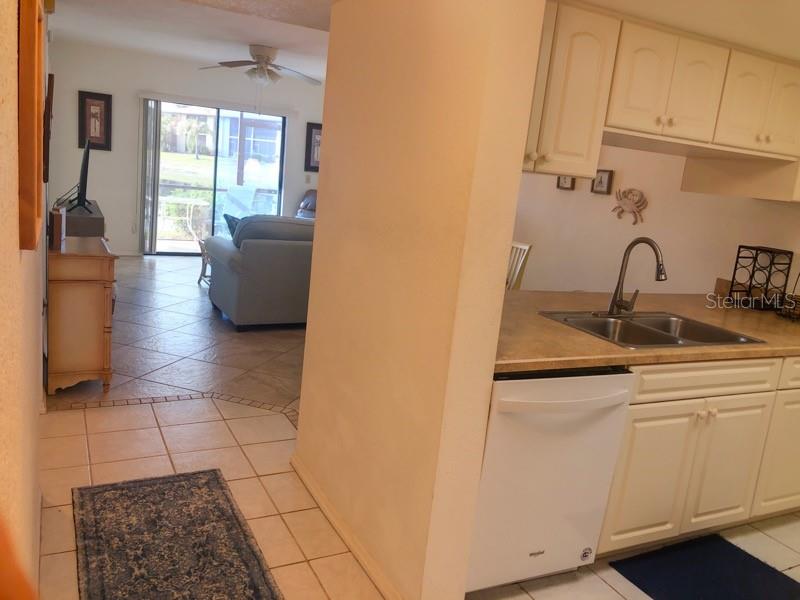 4024 OAKVIEW DR #I3, PUNTA GORDA, FL — photo 2