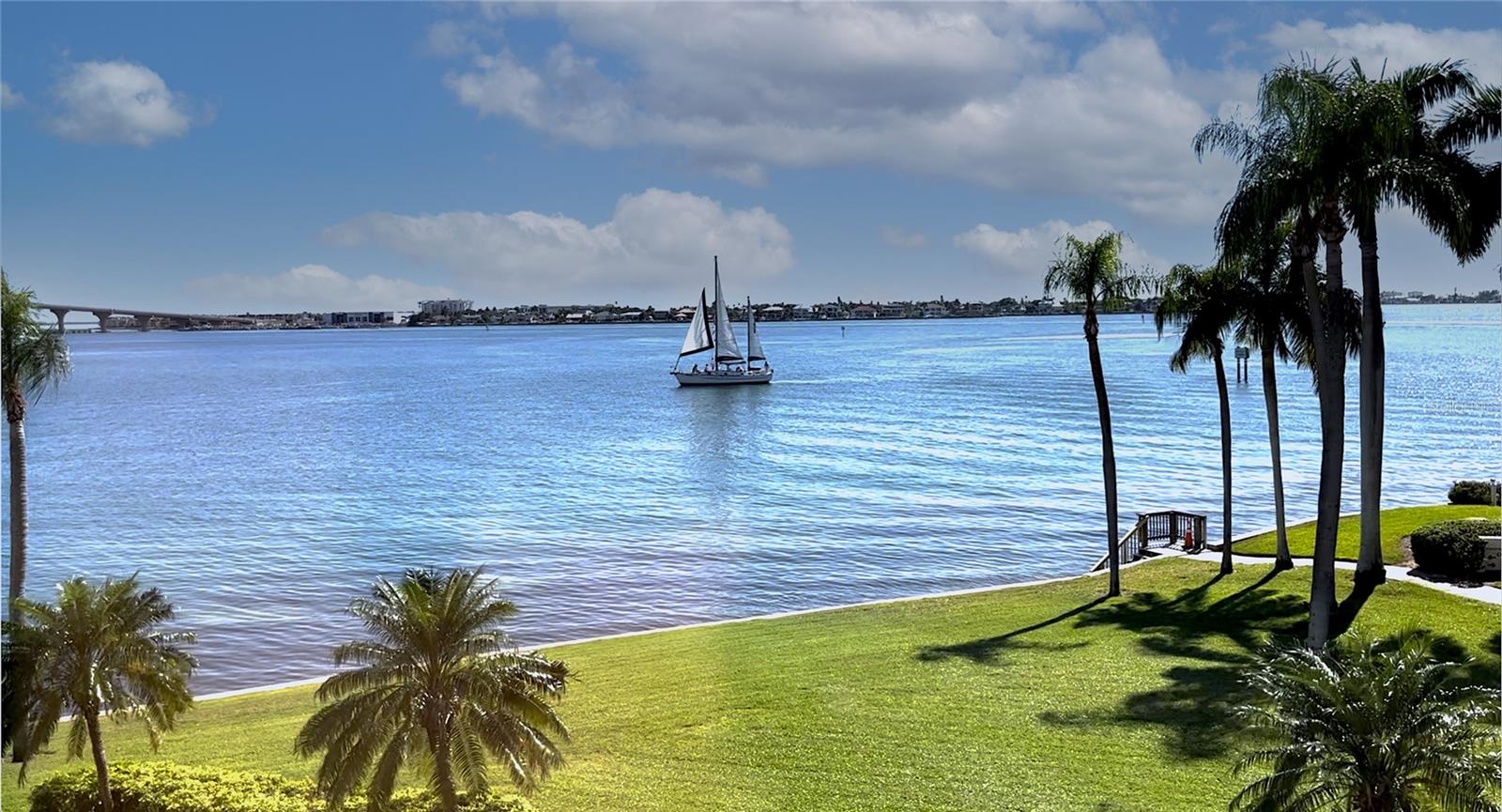 6287 BAHIA DEL MAR CIR #312, ST PETERSBURG, FL — photo 4