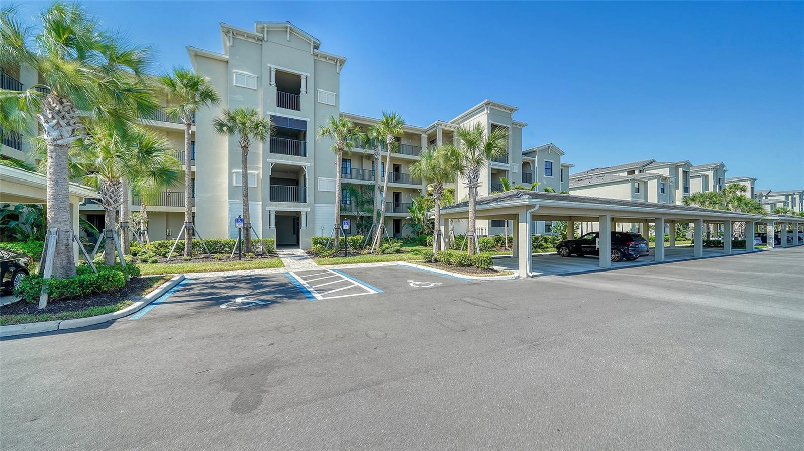 18028 GAWTHROP DR #306, BRADENTON, FL — photo 2