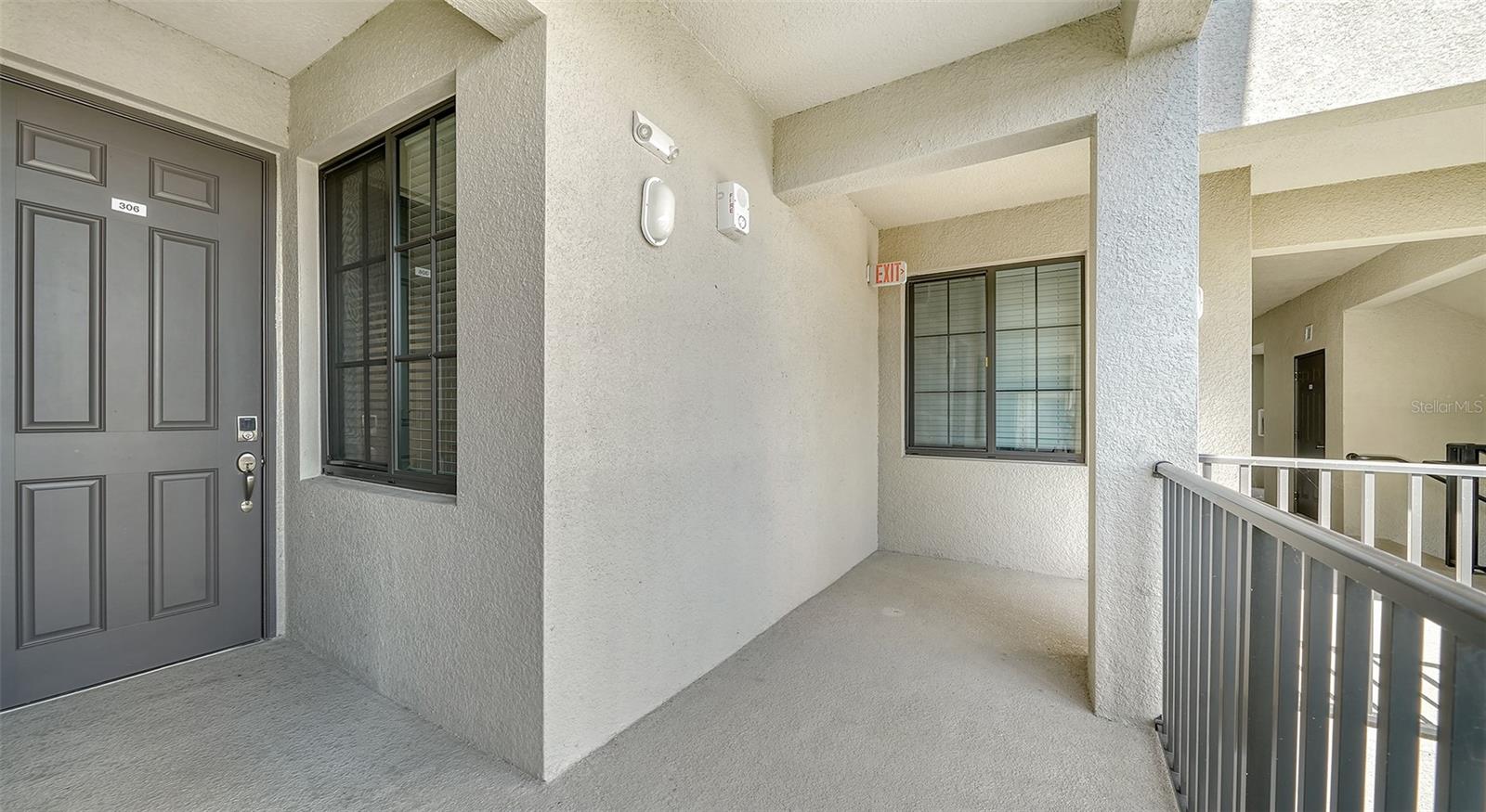 18028 GAWTHROP DR #306, BRADENTON, FL — photo 3