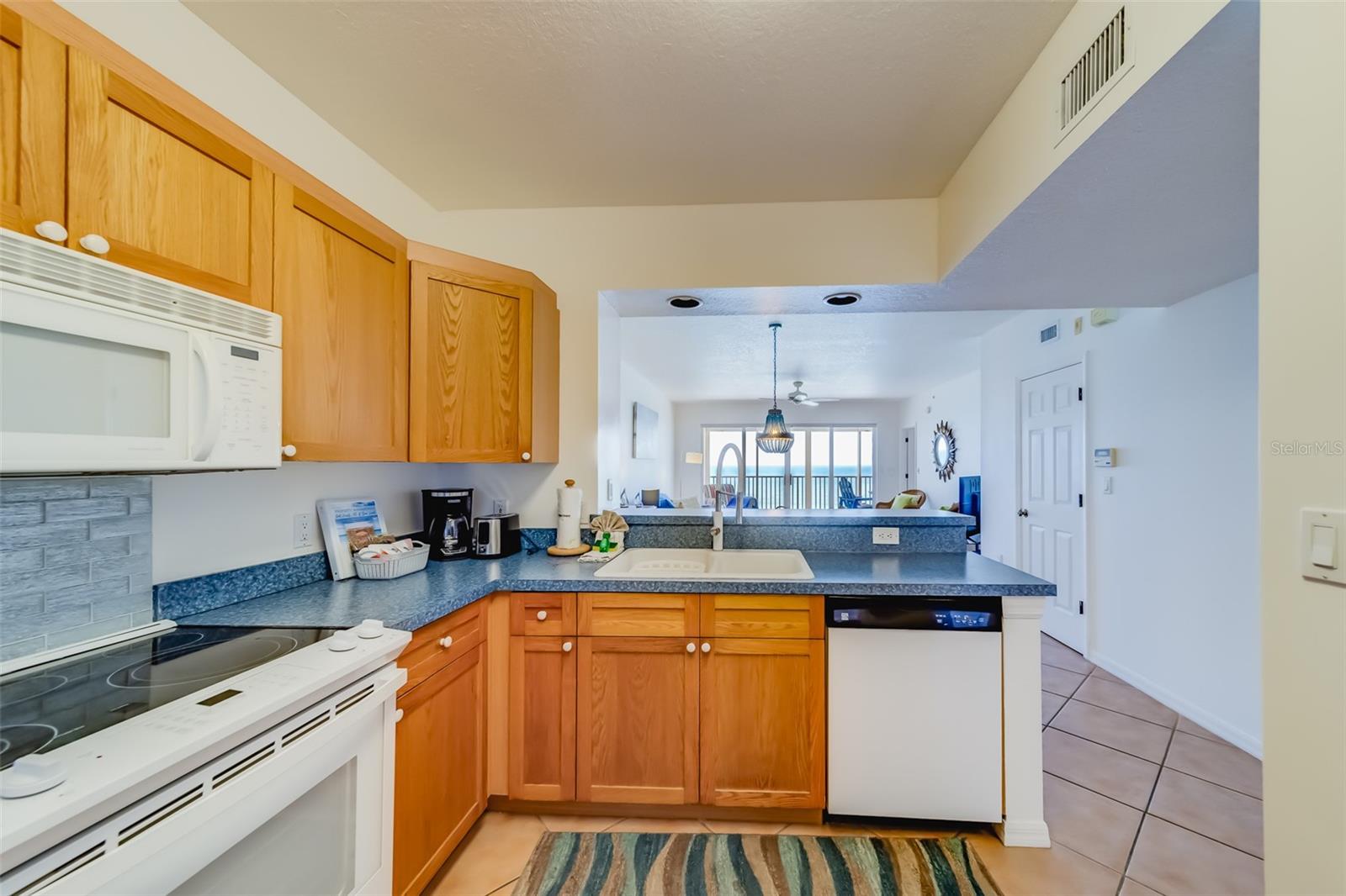 16550 GULF BLVD #643, NORTH REDINGTON BEACH, FL — photo 17