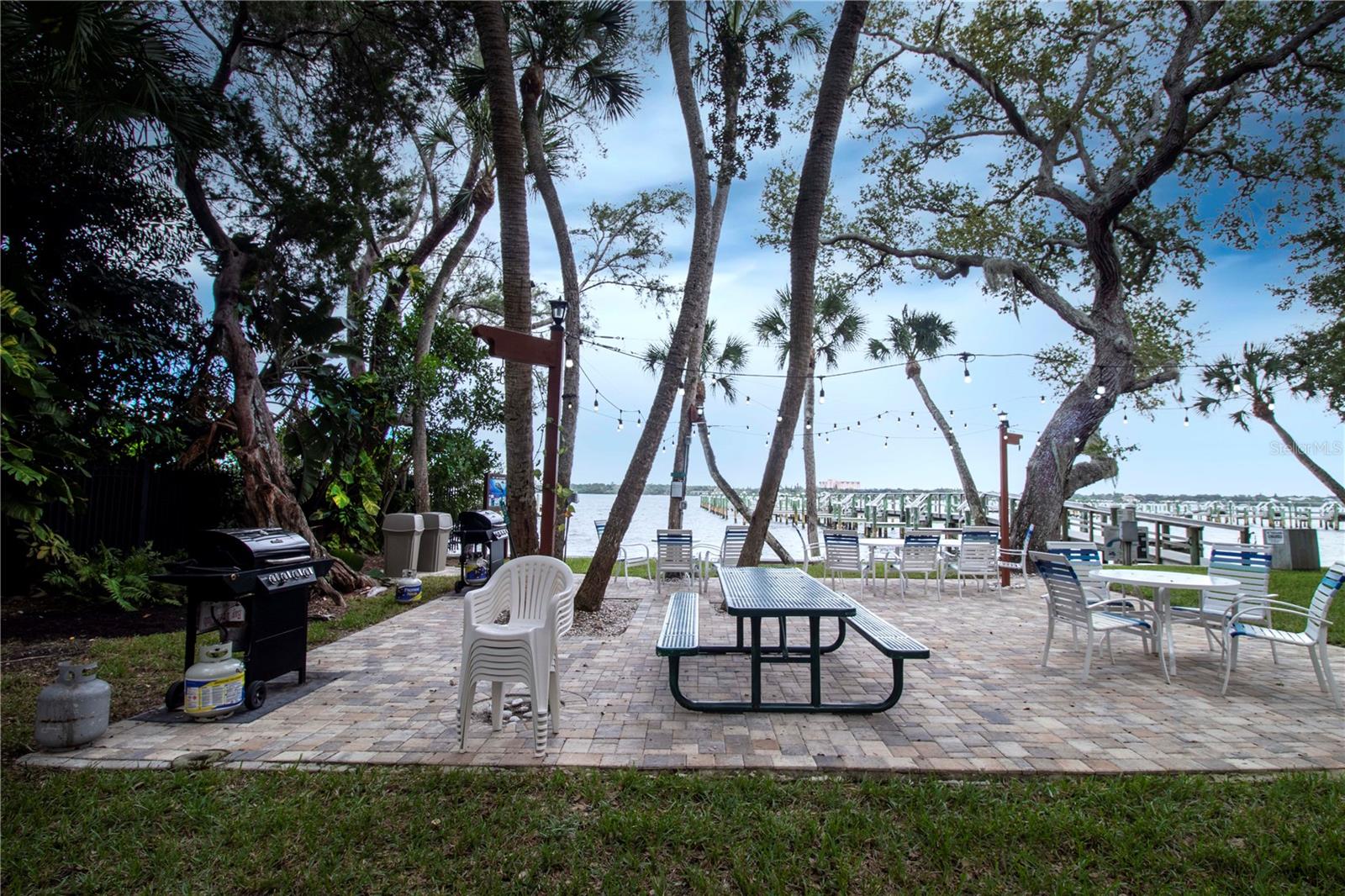 8625 MIDNIGHT PASS RD #B508, SARASOTA, FL — photo 93