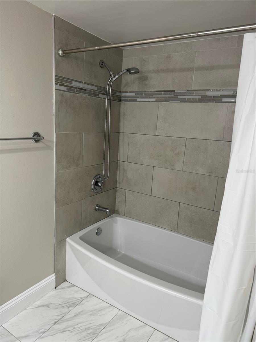 6003 VILLAGE CIR #GE, ORLANDO, FL — photo 20