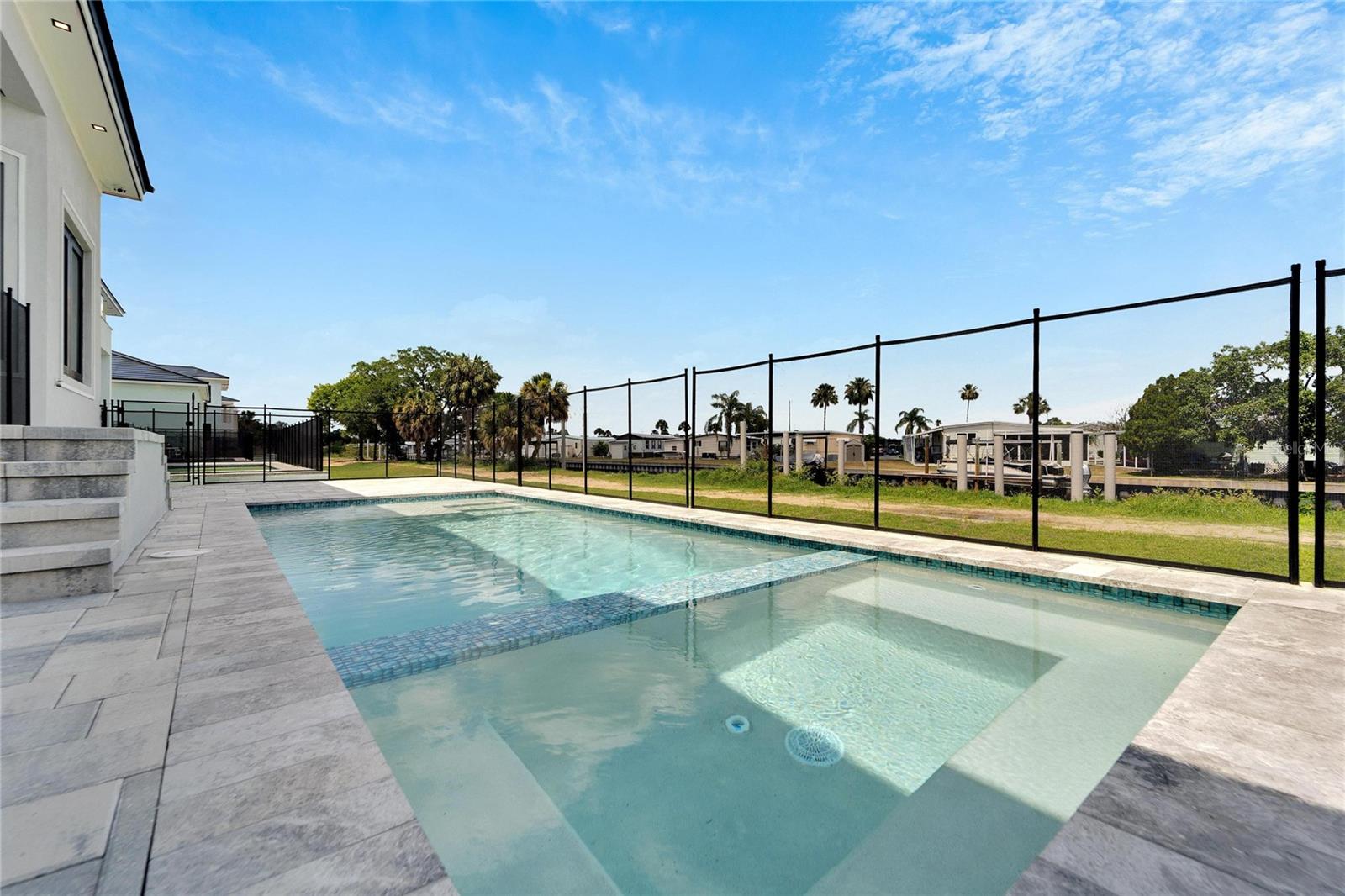 6540 SIMONE SHORES CIR, APOLLO BEACH, FL — photo 2