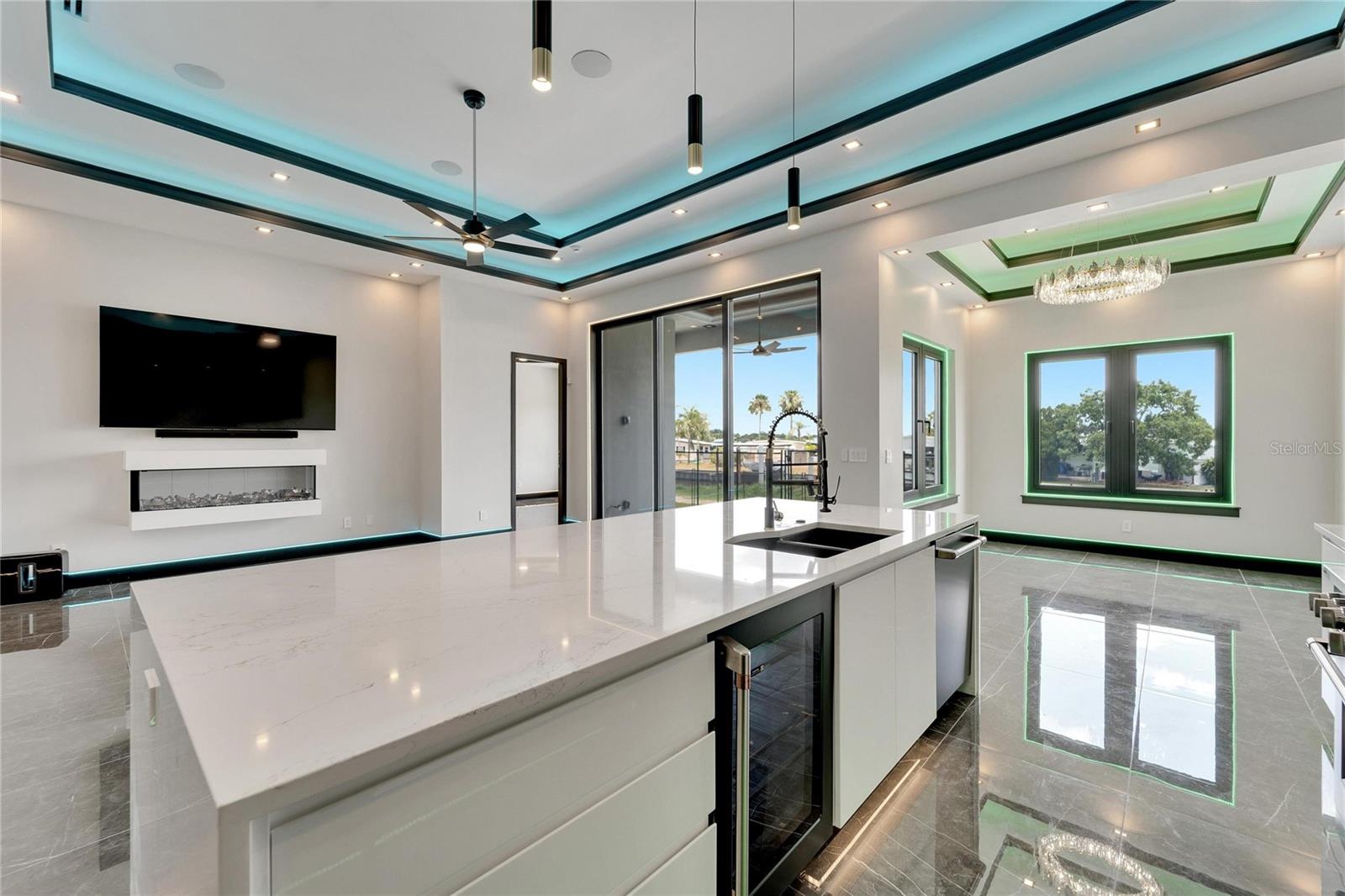 6540 SIMONE SHORES CIR, APOLLO BEACH, FL — photo 5