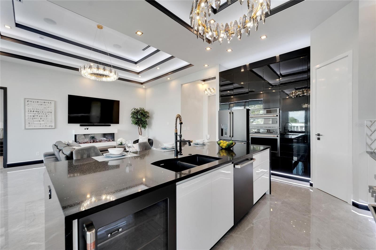 6542 SIMONE SHORES CIR, APOLLO BEACH, FL — photo 17