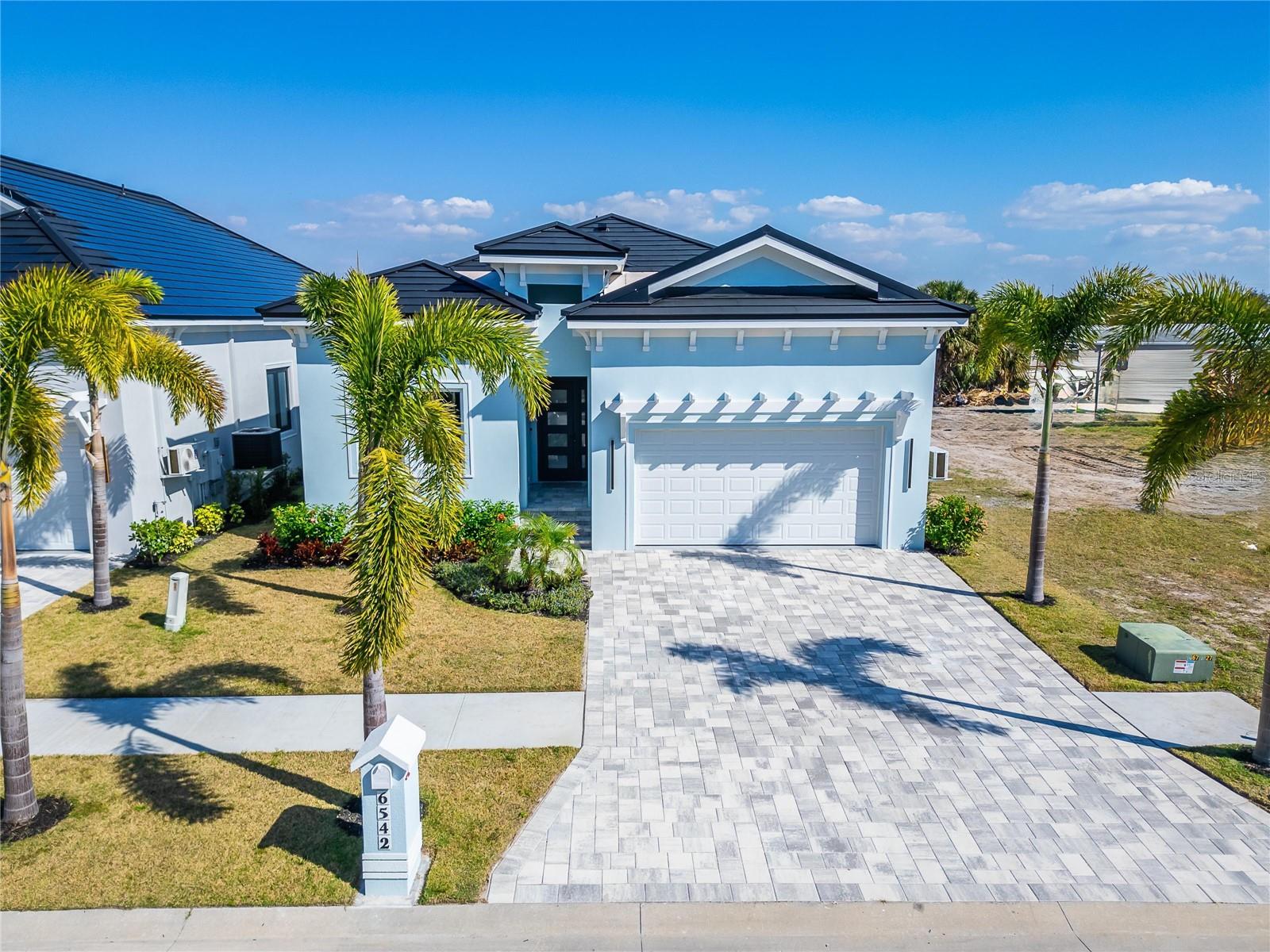 6542 SIMONE SHORES CIR, APOLLO BEACH, FL