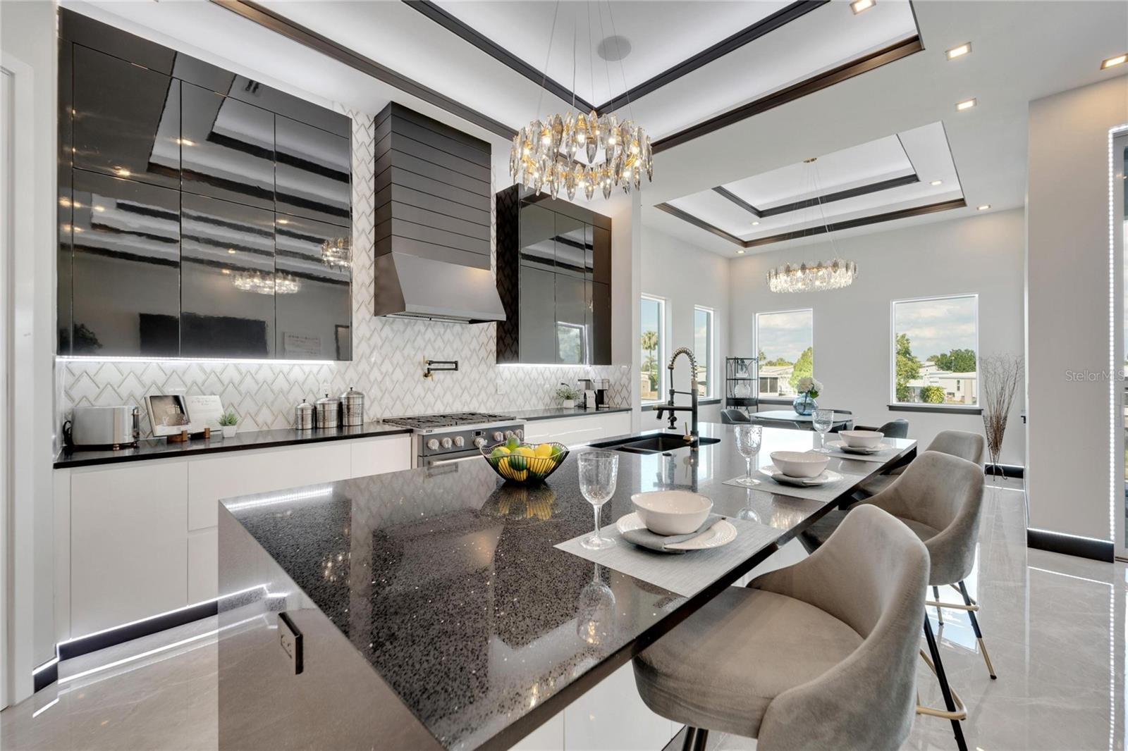 6542 SIMONE SHORES CIR, APOLLO BEACH, FL — photo 15
