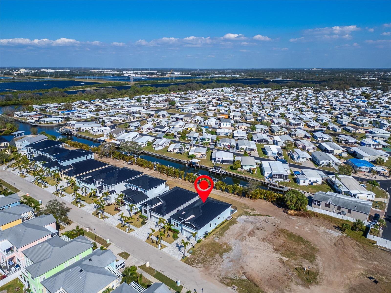 6542 SIMONE SHORES CIR, APOLLO BEACH, FL — photo 72