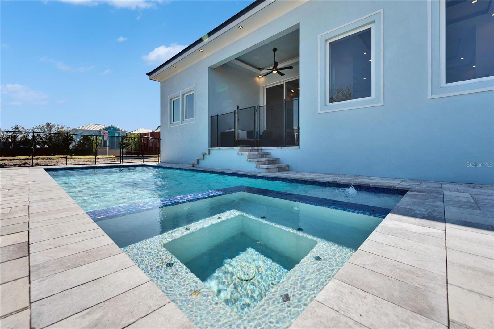 6542 SIMONE SHORES CIR, APOLLO BEACH, FL — photo 2