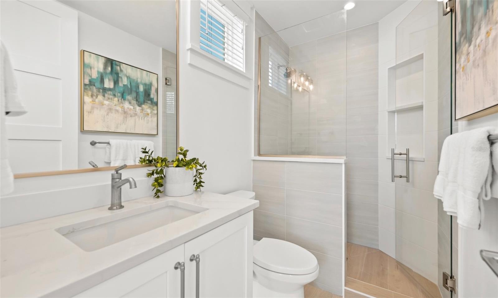 404 NORTH SHORE DR, ANNA MARIA, FL — photo 23