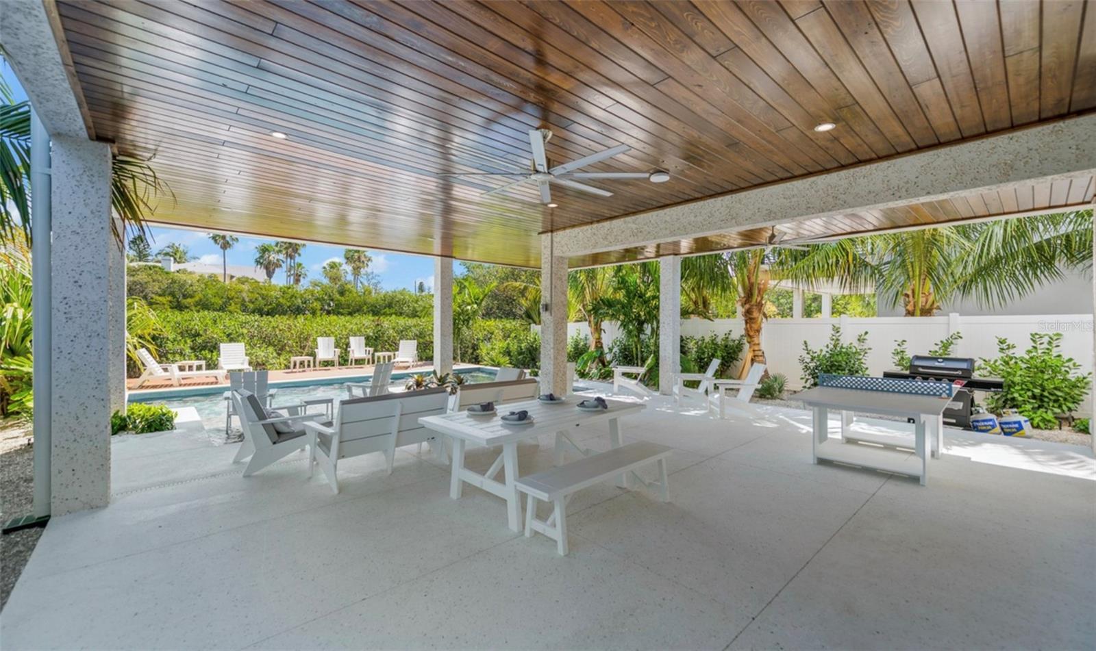 404 NORTH SHORE DR, ANNA MARIA, FL — photo 27
