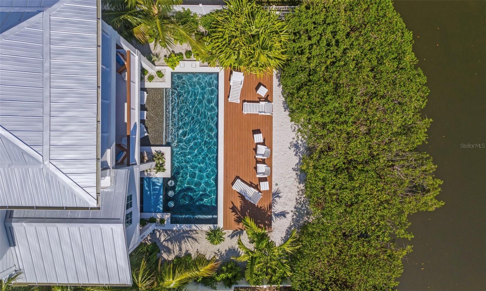 404 NORTH SHORE DR, ANNA MARIA, FL — photo 31
