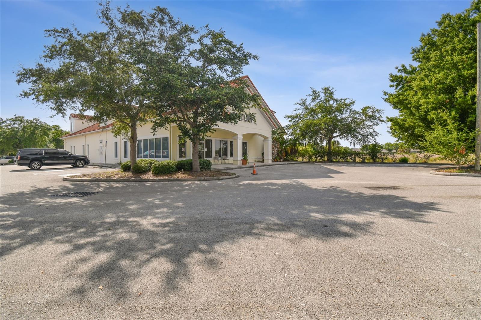772 CORTARO DR, SUN CITY CENTER, FL — photo 10