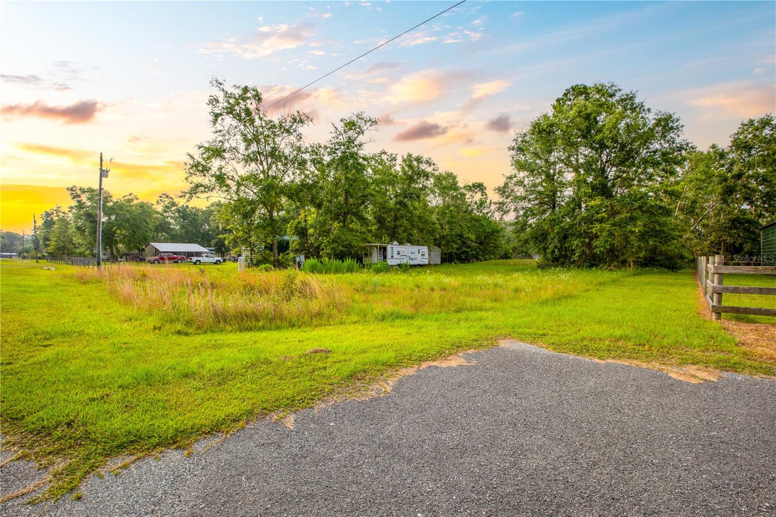 400 COASTAL OAK LN NW, STEINHATCHEE, FL — photo 12