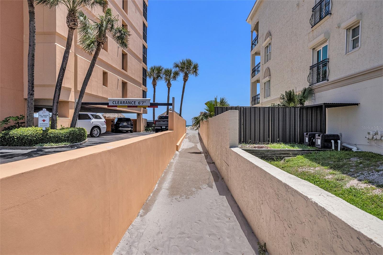13999 GULF BLVD #406, ST PETERSBURG, FL — photo 24