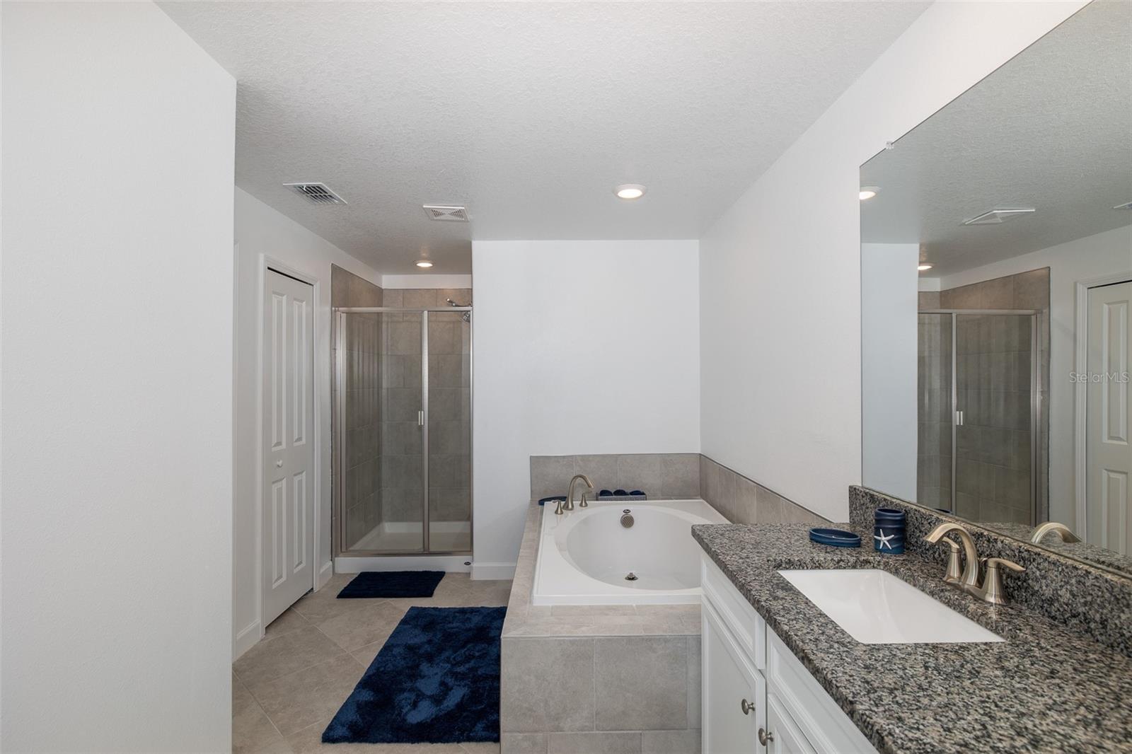 3072 HOVER HALL LN, NEW PORT RICHEY, FL — photo 32