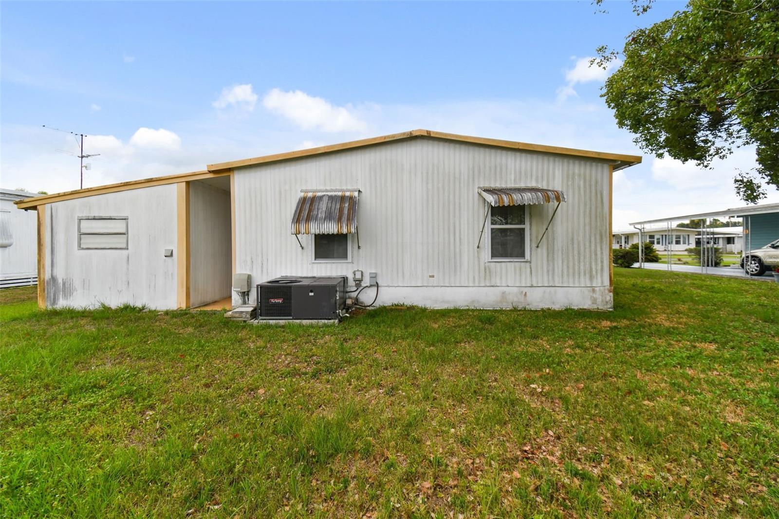 5353 COMANCHE ST, ZEPHYRHILLS, FL — photo 78