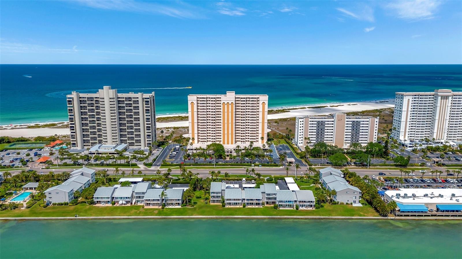 1270 GULF BLVD #1003, CLEARWATER, FL — photo 2