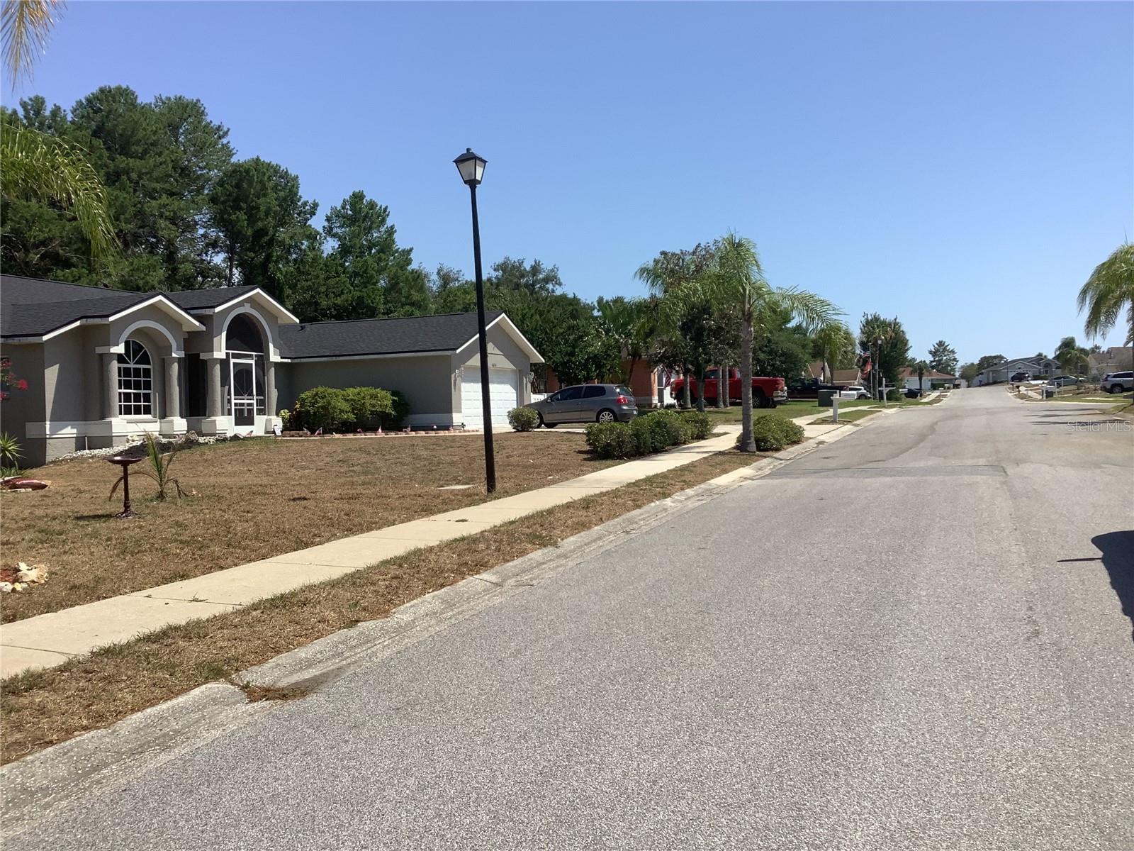 18657 WHITE PINE CIR, HUDSON, FL — photo 6