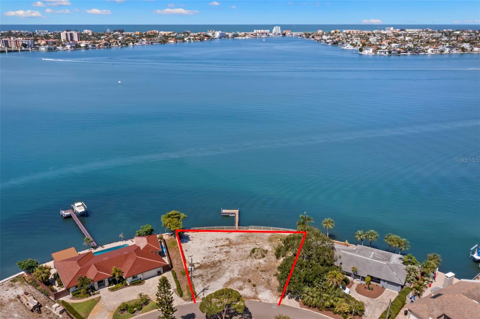 7940 GARDEN DR N, ST PETERSBURG, FL