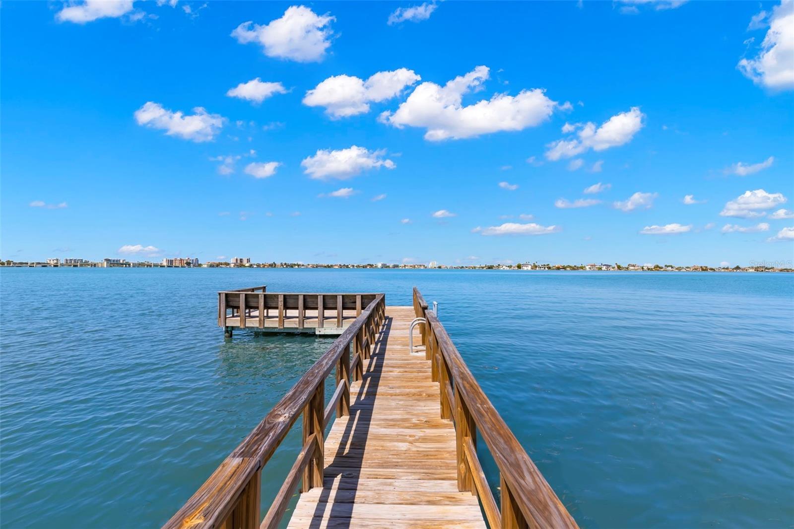 7940 GARDEN DR N, ST PETERSBURG, FL — photo 18