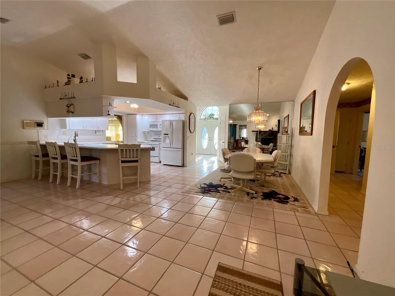 7205 NE 61ST AVENUE RD, SILVER SPRINGS, FL — photo 10