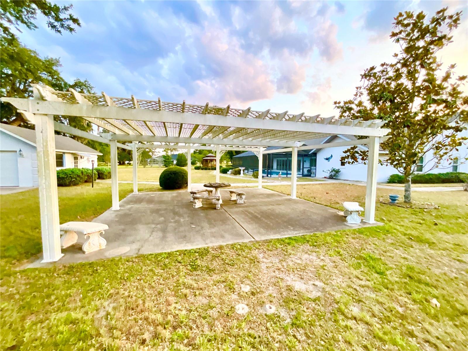 7205 NE 61ST AVENUE RD, SILVER SPRINGS, FL — photo 39