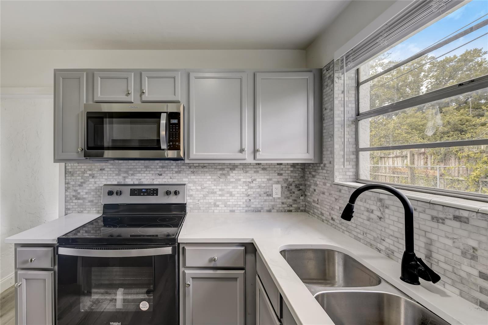 2600 S CRYSTAL LAKE DR, ORLANDO, FL — photo 14