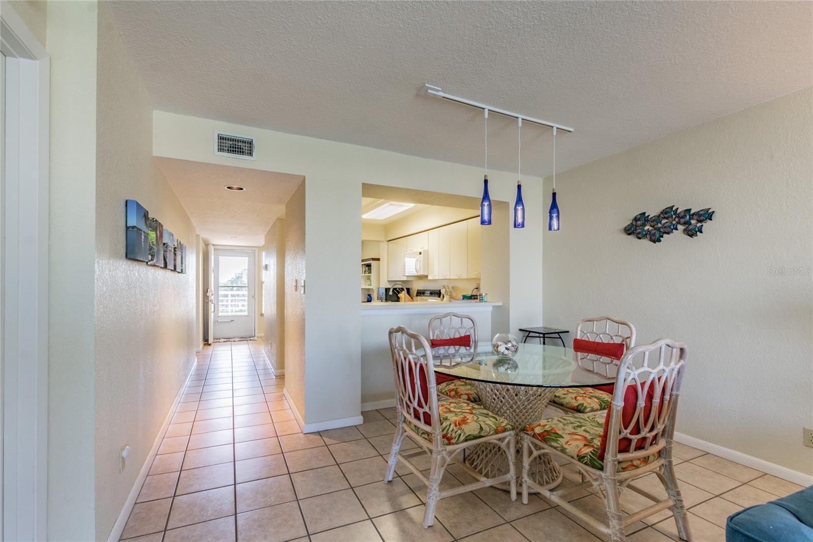 5901 BAHIA DEL MAR CIR #518, ST PETERSBURG, FL — photo 8