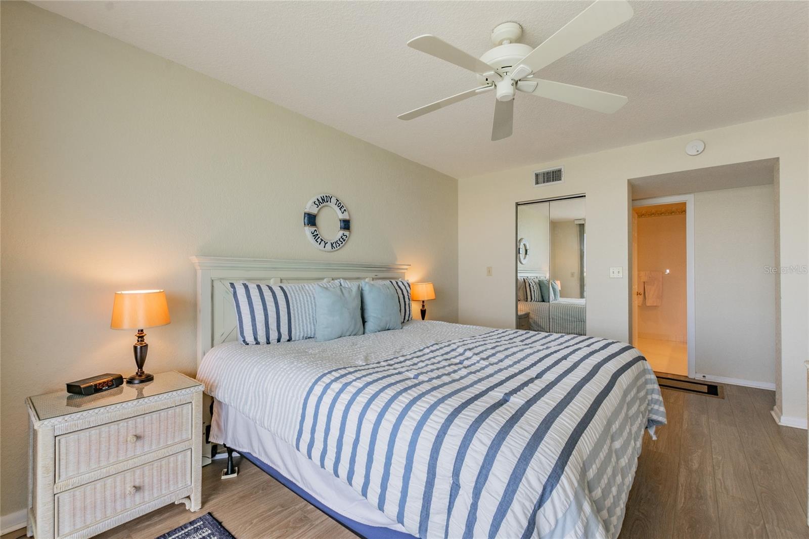 5901 BAHIA DEL MAR CIR #518, ST PETERSBURG, FL — photo 16