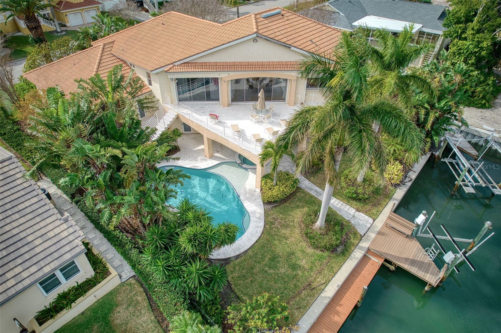 131 SANDS POINT DRIVE, TIERRA VERDE, FL — photo 47