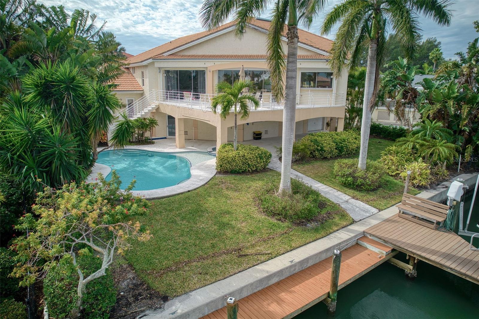 131 SANDS POINT DRIVE, TIERRA VERDE, FL — photo 48