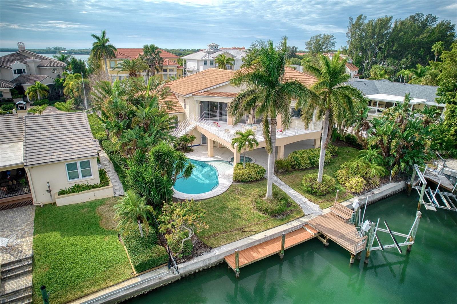 131 SANDS POINT DRIVE, TIERRA VERDE, FL — photo 49