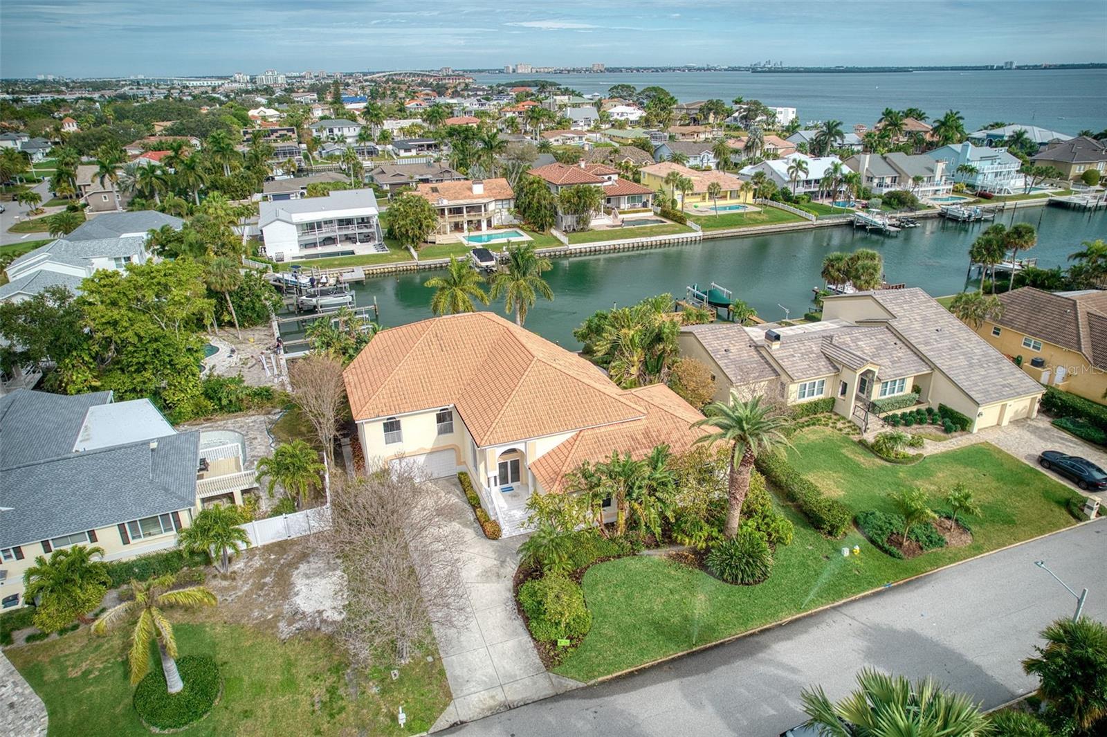 131 SANDS POINT DRIVE, TIERRA VERDE, FL — photo 52