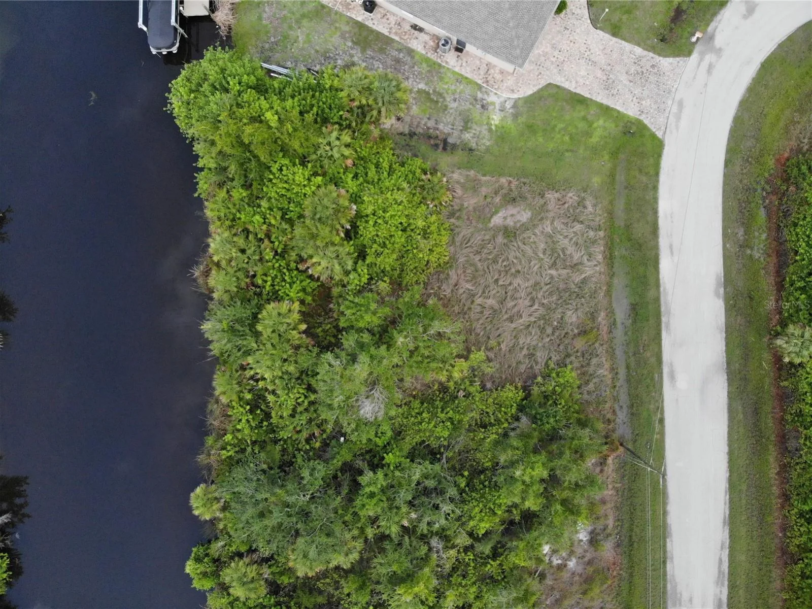 13782 ALLAMANDA CIR, PORT CHARLOTTE, FL — photo 6