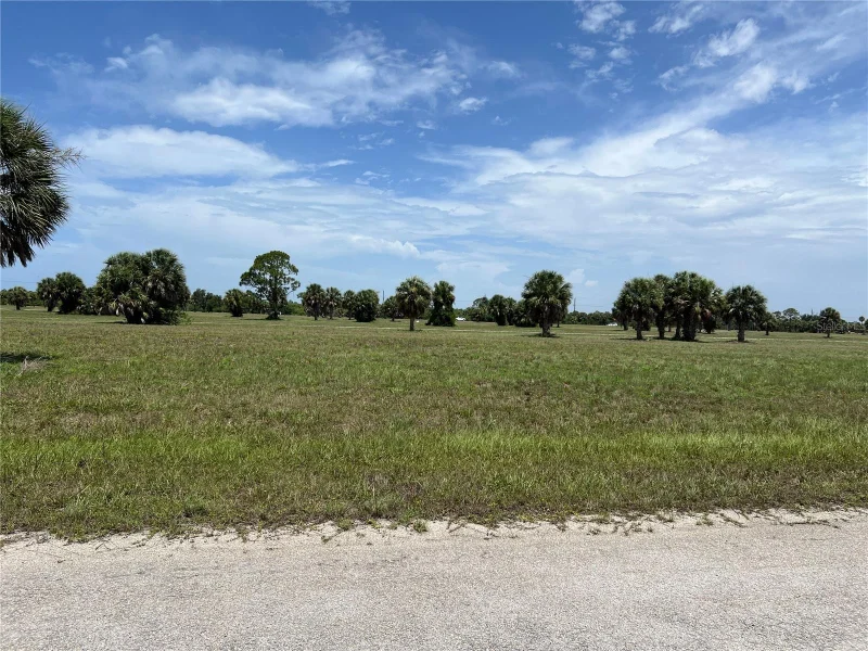 11 LOON LN, PLACIDA, FL