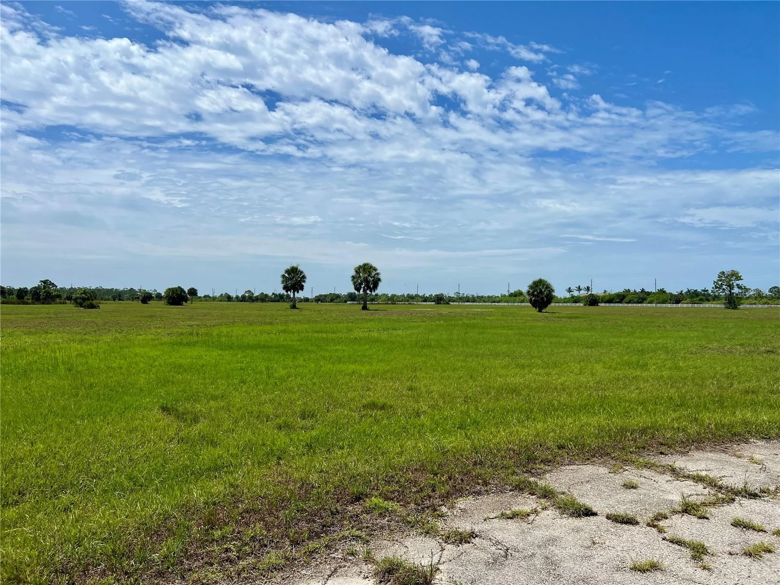 4 YUCCA LN, PLACIDA, FL — photo 2