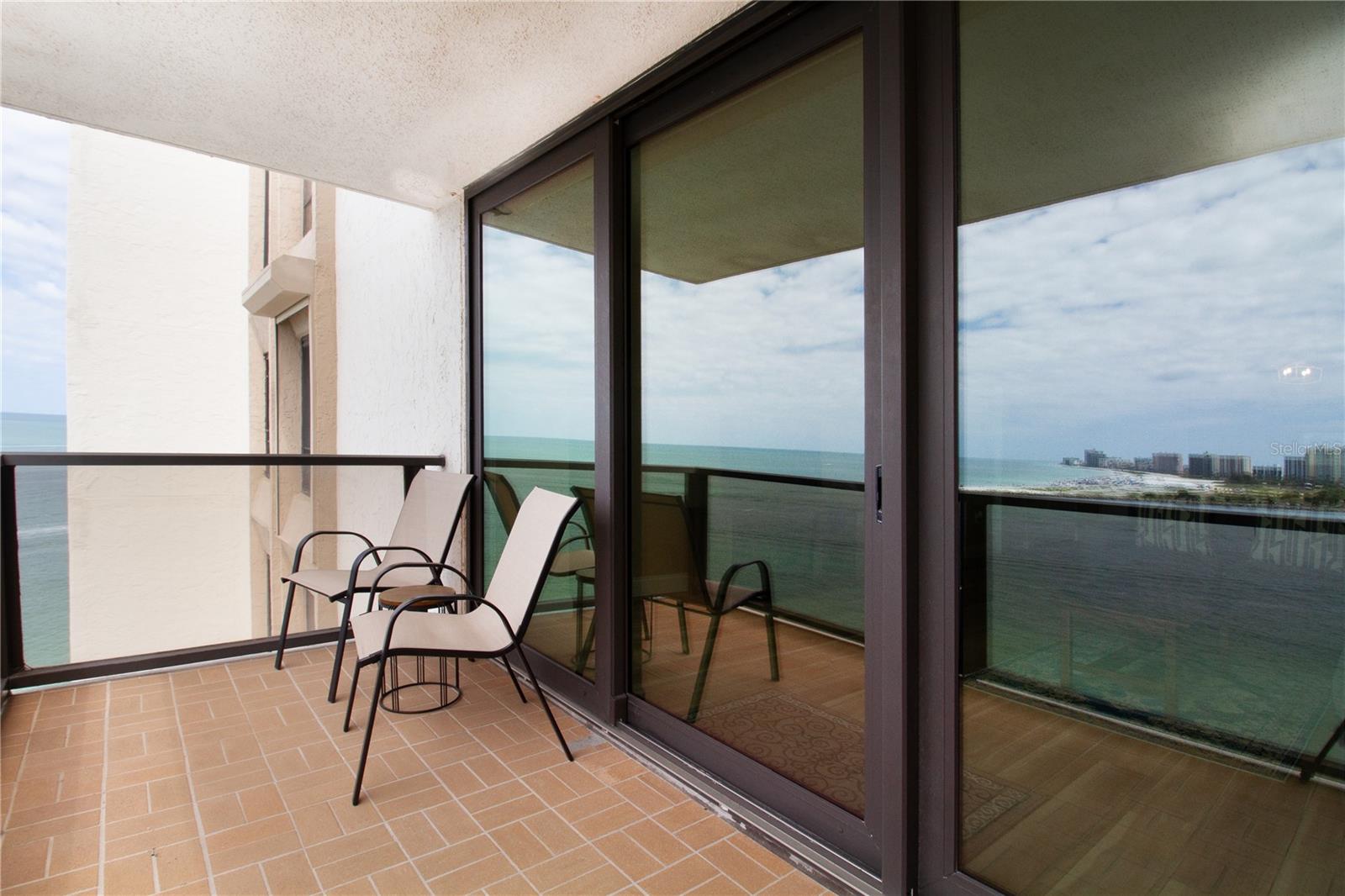440 S GULFVIEW BLVD #1002, CLEARWATER BEACH, FL — photo 4