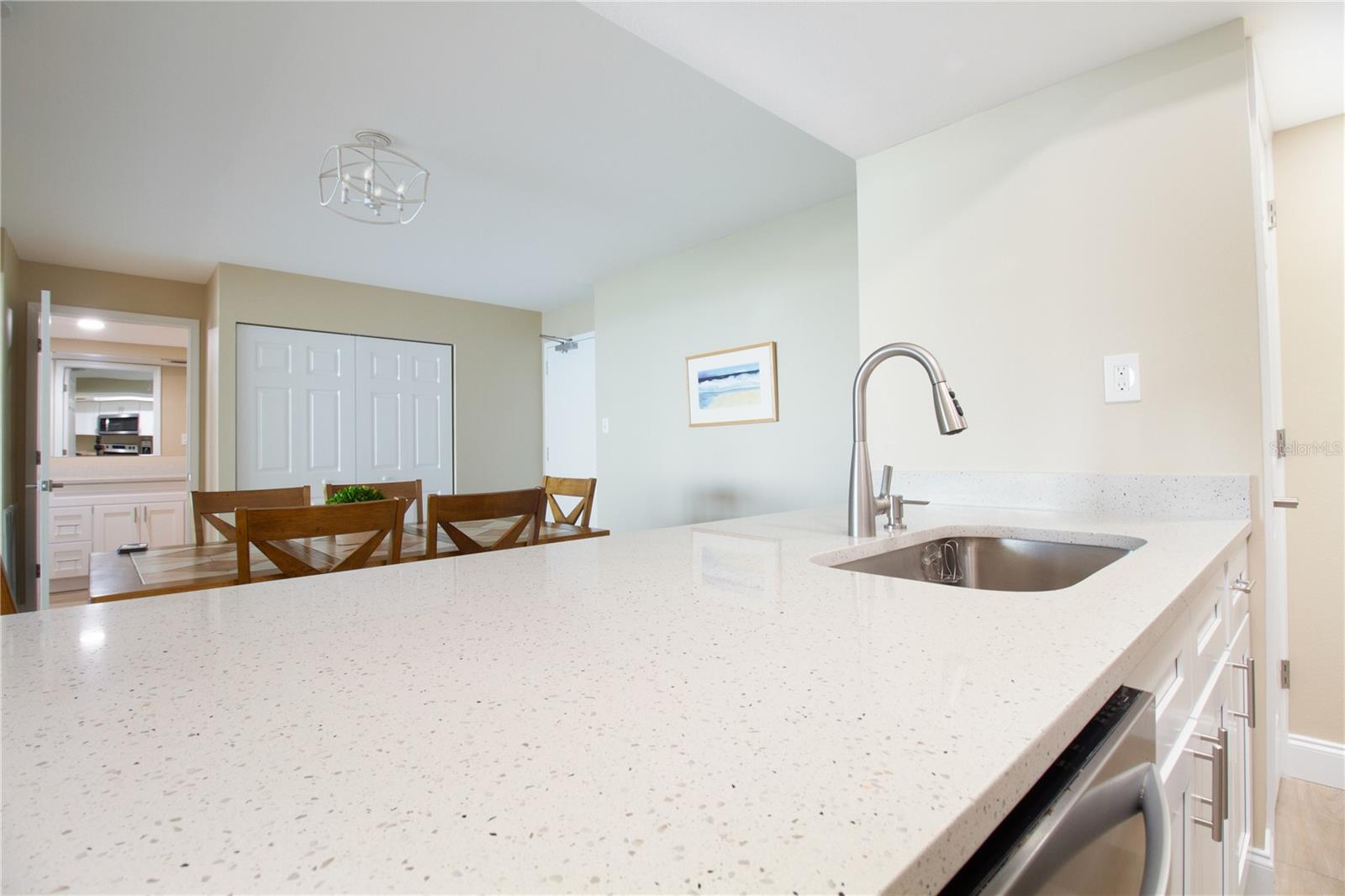 440 S GULFVIEW BLVD #1002, CLEARWATER BEACH, FL — photo 8