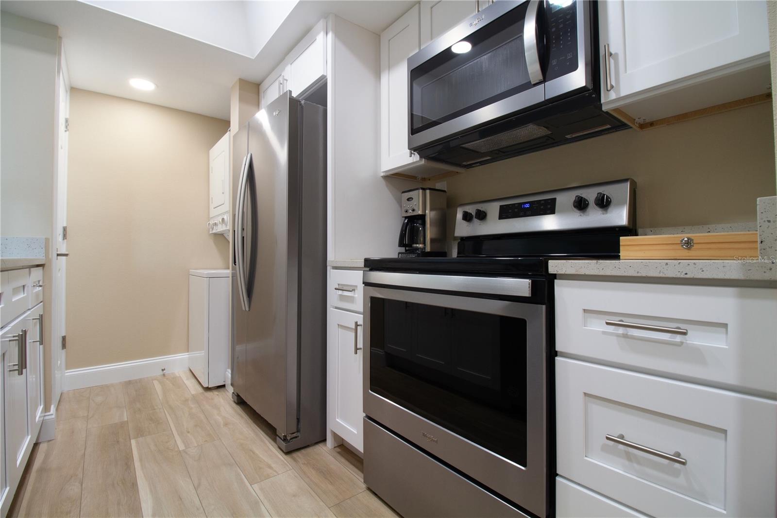 440 S GULFVIEW BLVD #1002, CLEARWATER BEACH, FL — photo 11