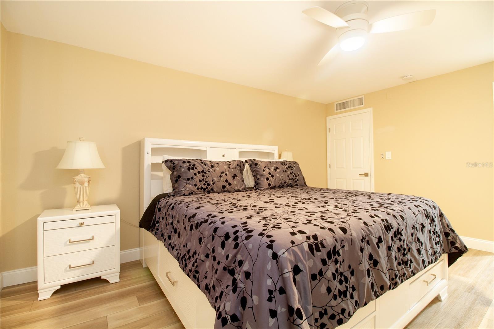 440 S GULFVIEW BLVD #1002, CLEARWATER BEACH, FL — photo 18