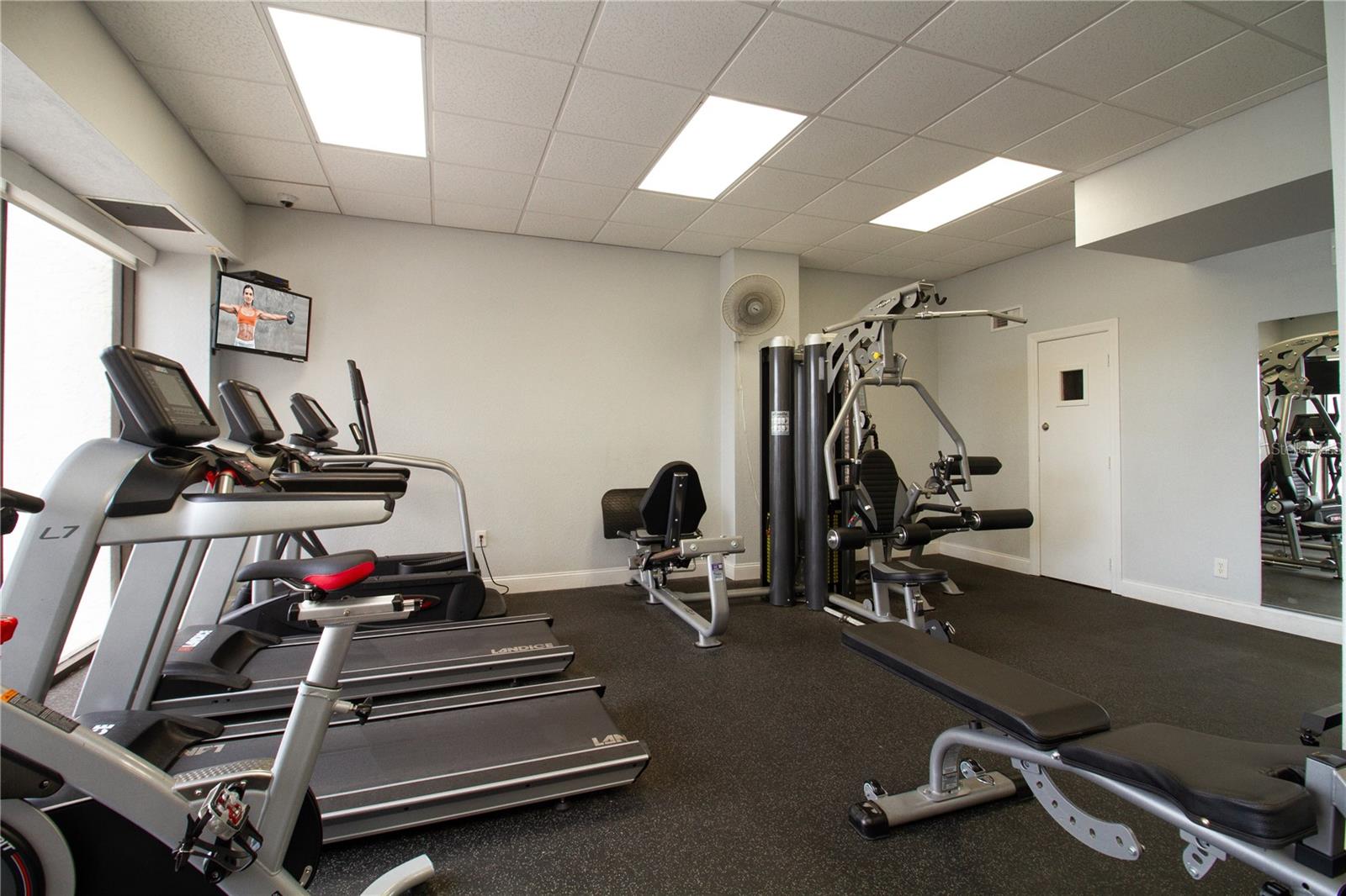 440 S GULFVIEW BLVD #1002, CLEARWATER BEACH, FL — photo 41