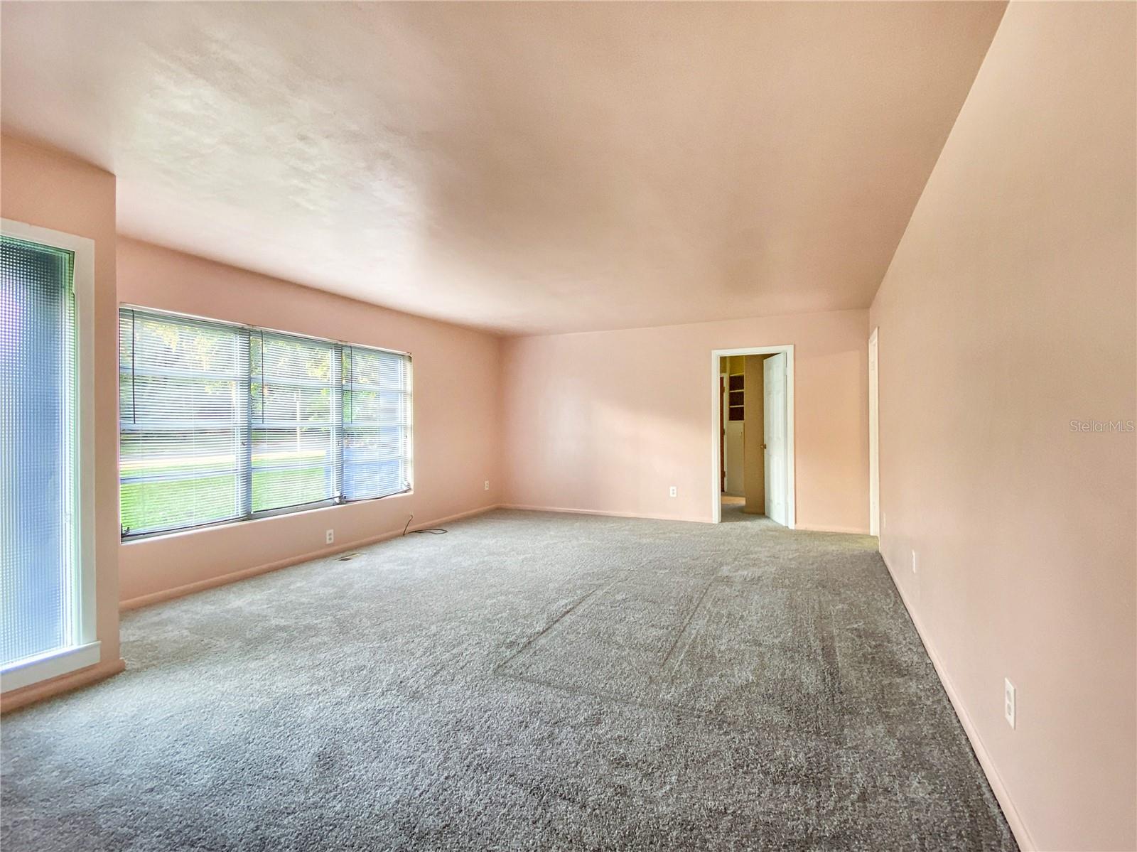 1119 SW 11TH AVE, GAINESVILLE, FL — photo 3