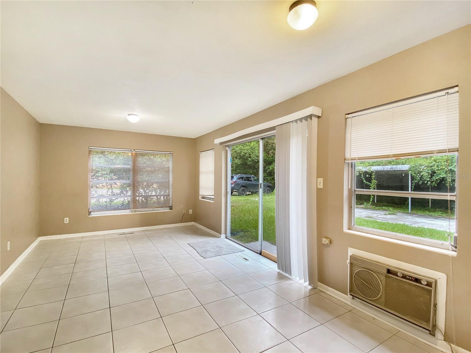1119 SW 11TH AVE, GAINESVILLE, FL — photo 9