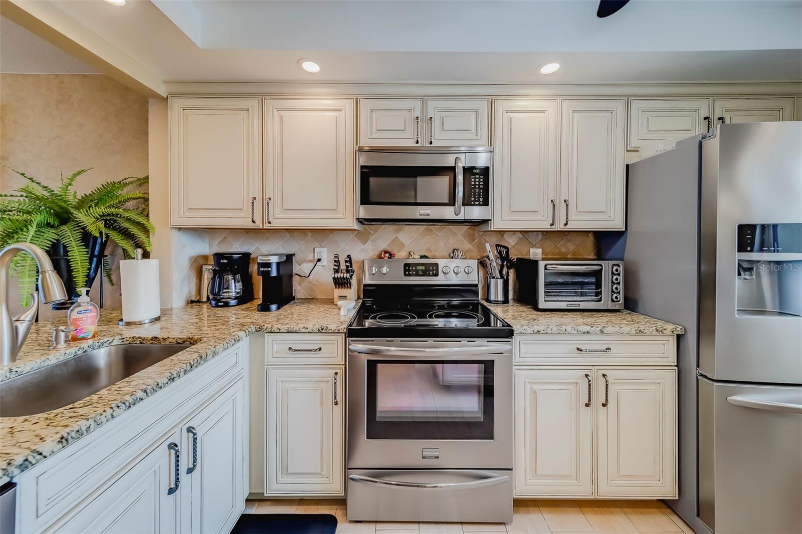 17580 GULF BLVD #412, REDINGTON SHORES, FL — photo 21