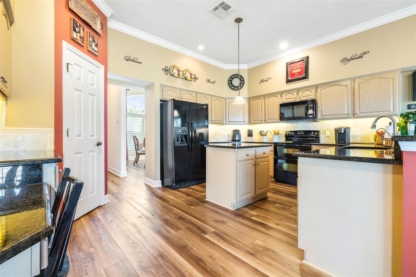 7042 MONTREAL DR, LAKELAND, FL — photo 11