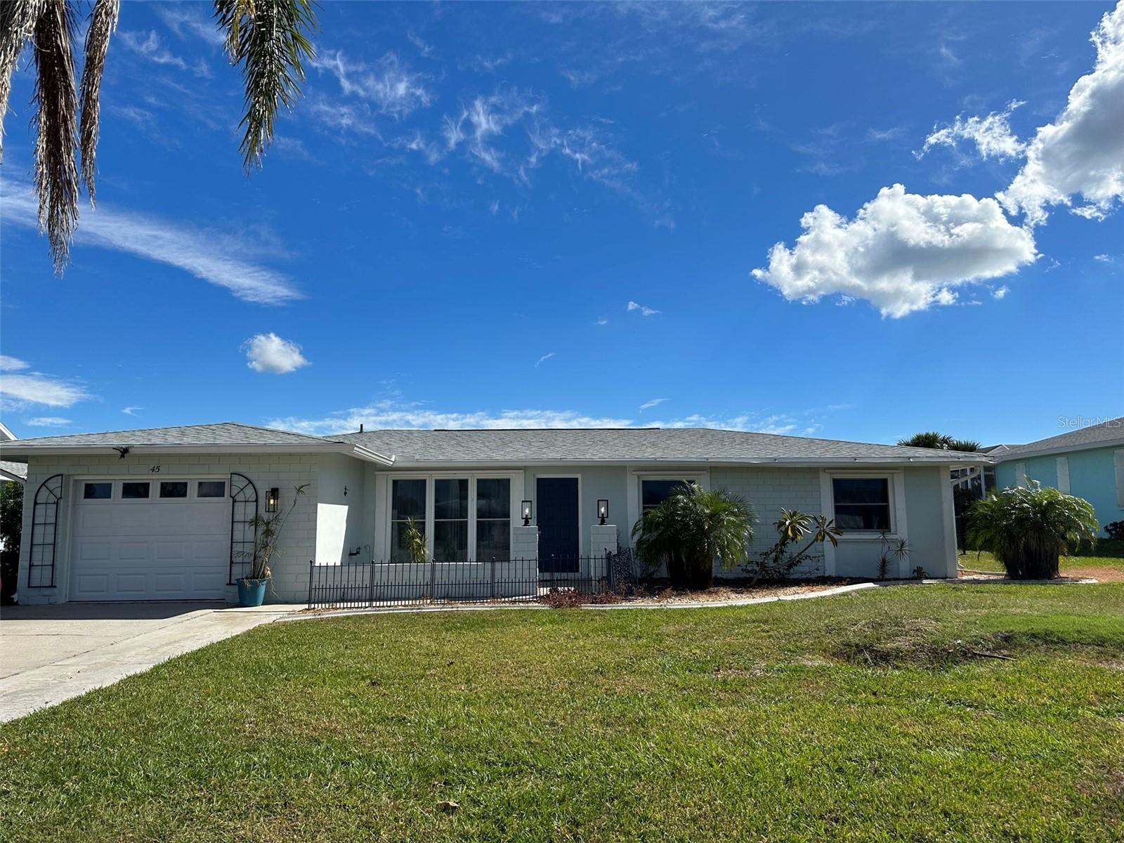 45 OAKLAND HILLS CT, ROTONDA WEST, FL