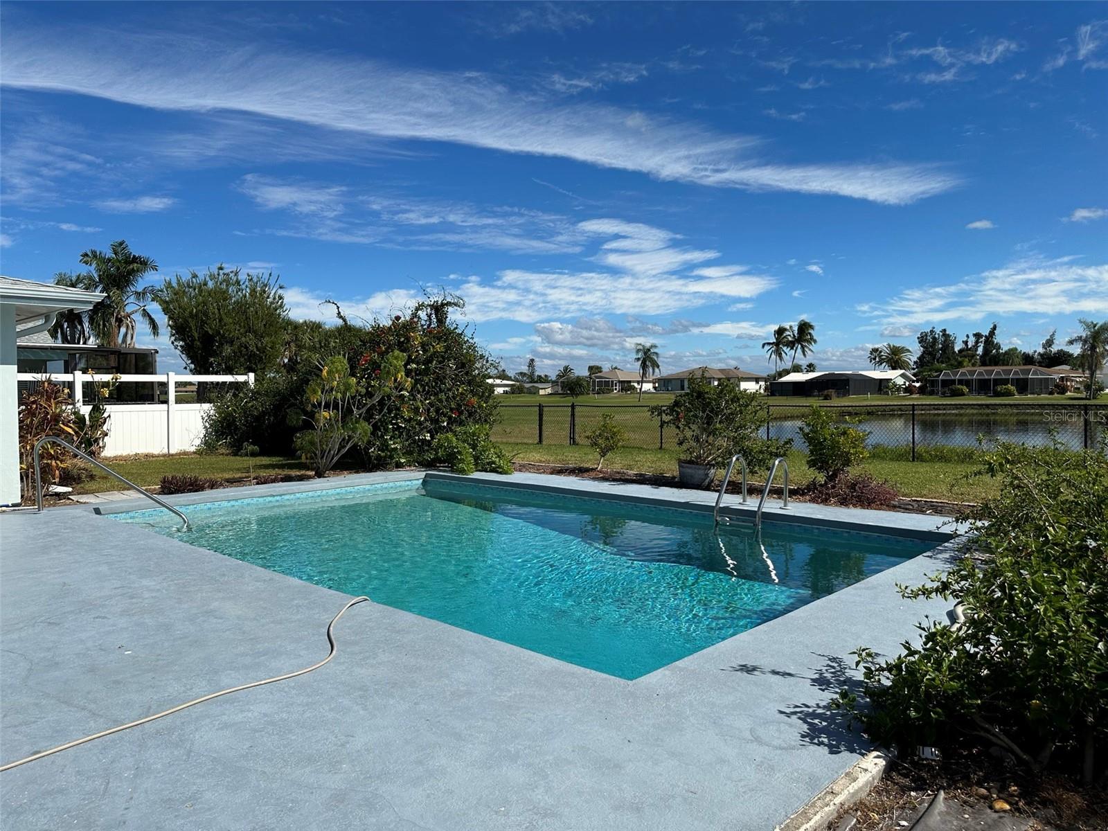 45 OAKLAND HILLS CT, ROTONDA WEST, FL — photo 5